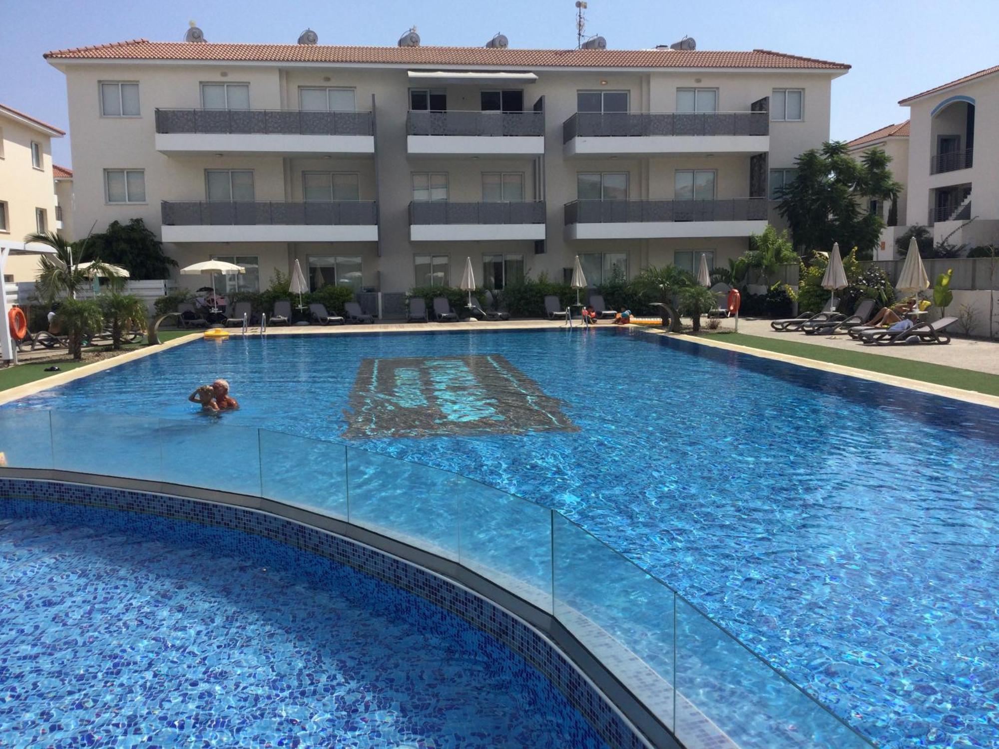 Apartment Helena Paralimni Esterno foto