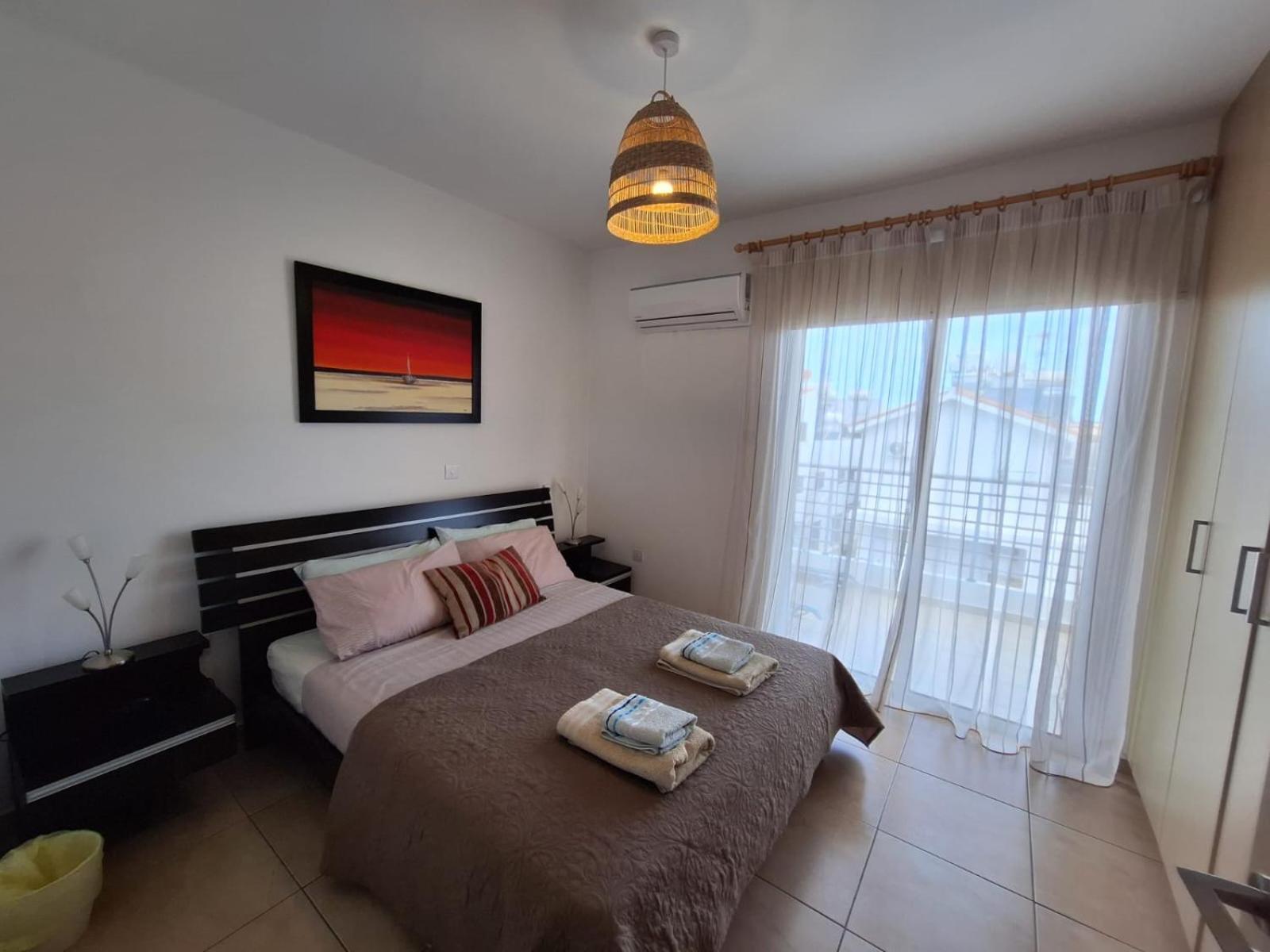 Apartment Helena Paralimni Esterno foto